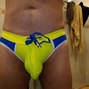 yellow brief with hole in the lining